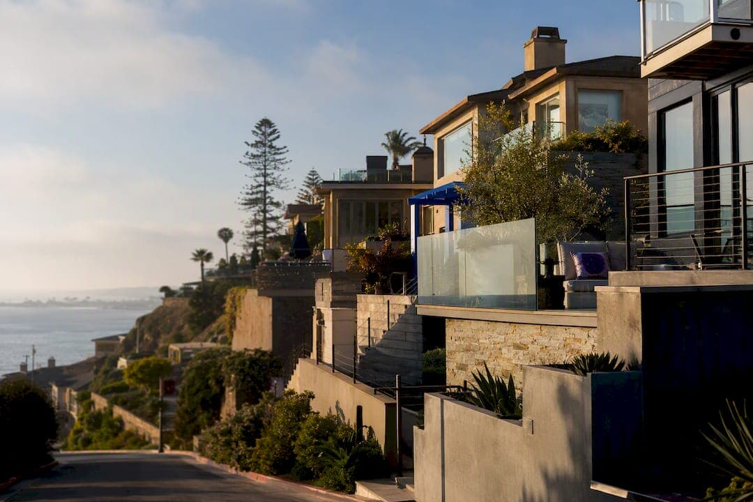 Median $3.57M La Jolla Housing Market: 4 Moves for Buyers & Investors